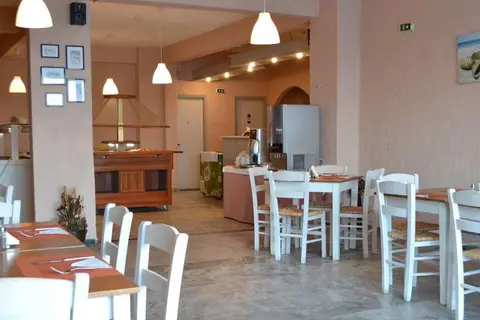 Sunset Beach Hotel in Δημοτική Ενότητα Γουβών — foto 10