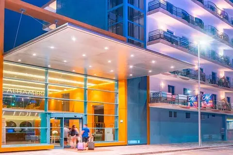 Hotel Alhambra in Santa Susanna — foto 7