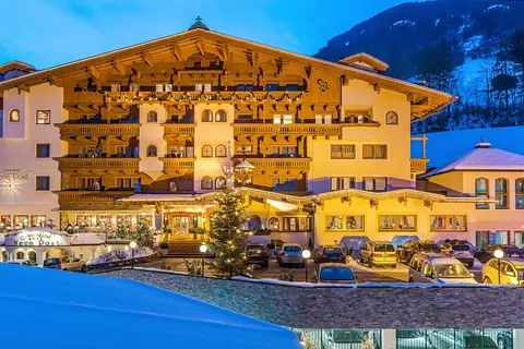 Wellnesshotel Neue Post in Schwendau