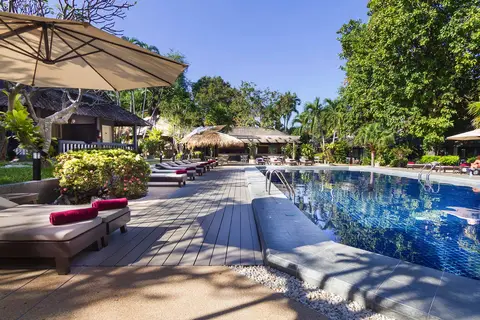 Let's Hyde Resort & Villas in พัทยา