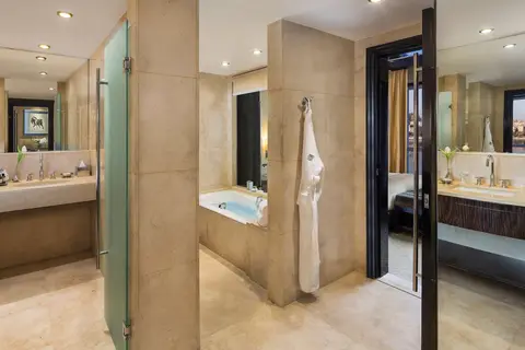 Fairmont Nile City in Caïro — foto 21