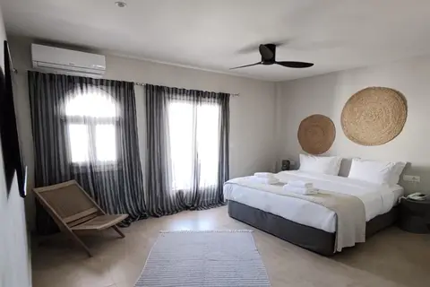 The Noverian Bios Santorini Vegan Hotel in Φηρά Θήρας — foto 11