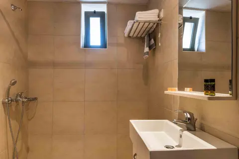 Gerona Mare Apartments in Γεράνι — foto 27