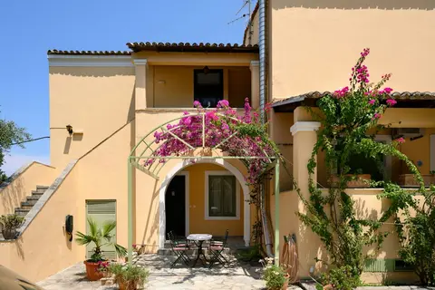 Isabella Country in Corfu