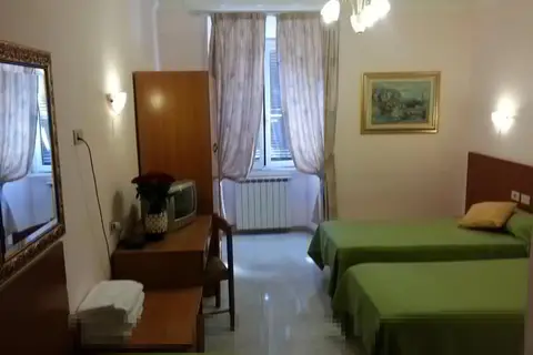 Philia in Rome — foto 2