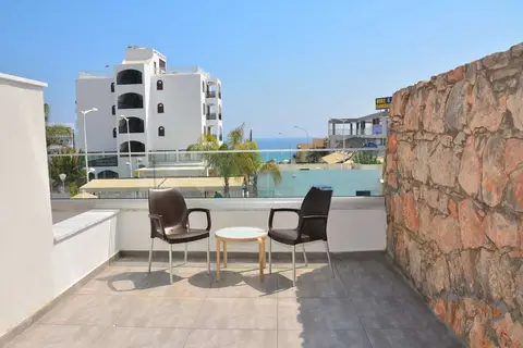 Melini Hotel Suites in Παραλίμνι — foto 11