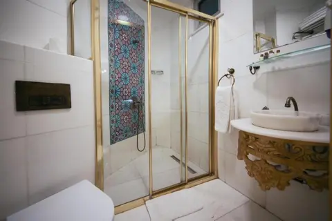 White Monarch Hotel in Fatih — foto 8