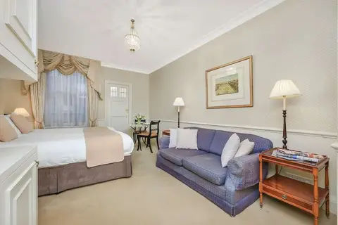 44 Curzon Street by Mansley Apartments in Londen, foto 5