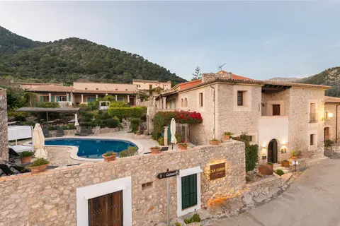 Can Furios Petit Hotel in Selva — foto 3