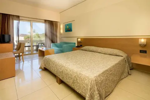 Amalthia Beach Resort in Agia Marina, foto 4