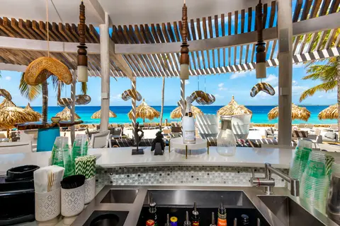 Fly & Go Van der Valk Plaza Royal Residence Bonaire in Kralendijk, foto 24
