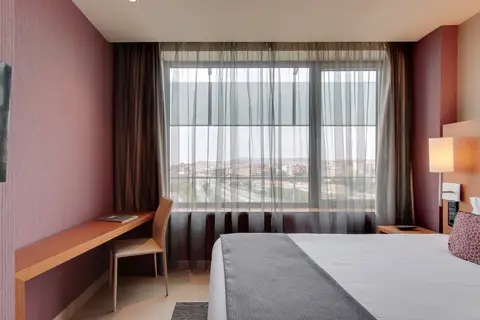 Hotel Badalona Tower in Badalona — foto 9