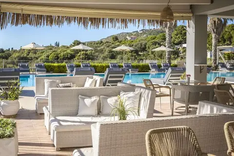 Astra Village Hotel & Spa in Σβορωνάτα — foto 21