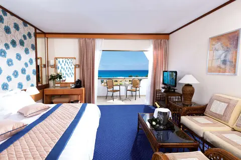 Athena Royal Beach in Γεροσκήπου — foto 19