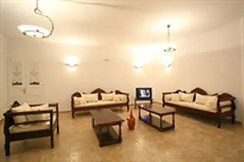 Paros Inn Hotel in Πίσω Λιβάδι — foto 6