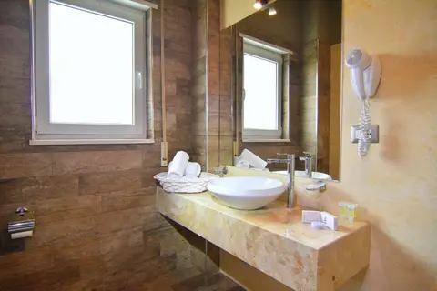 Sandy Beach Resort in Golem — foto 14