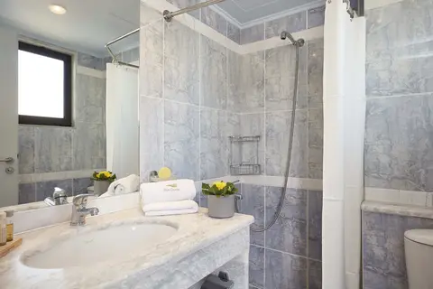 Blue Dome Sea View Hotel in Platanias (Chania) — foto 27
