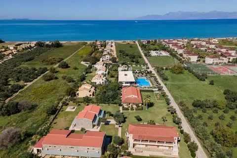 Bostonia Village in Αχαράβη — foto 10
