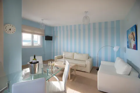 Baywatch Appartementen in Chrani — foto 19