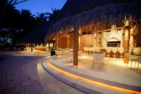 Kuramathi Island Resort in ރަސްދޫ — foto 18