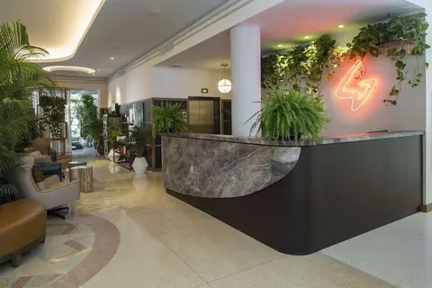 Generator Miami in Miami Beach — foto 11