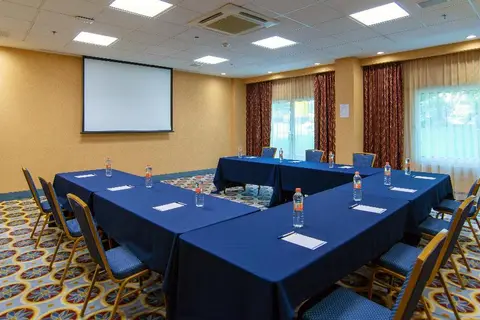 Holiday Inn Express & Suites Cuernavaca in Cuernavaca — foto 15