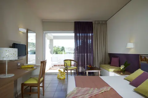 Porto Angeli Beach Resort in Αρχάγγελος — foto 25