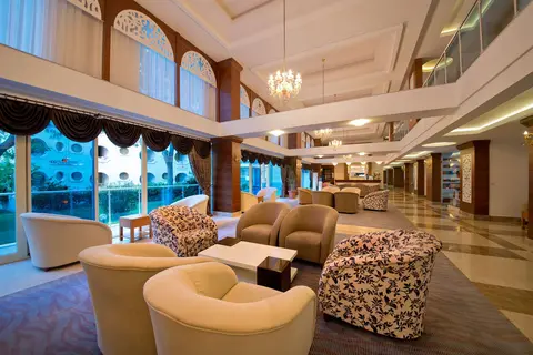 Mc Beach Resort Hotel in Alaşehir — foto 8