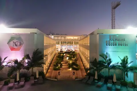 Nicholas Color Hotel in Ayia Napa — foto 5