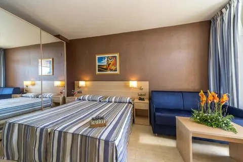 Gran Hotel Regina in Salou — foto 23
