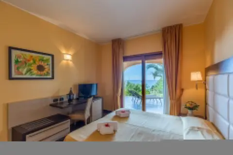 UNICO Resort Cannamele Escape Tropea in Rome, foto 7