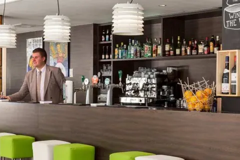 NH Amsterdam Zuid foto 12