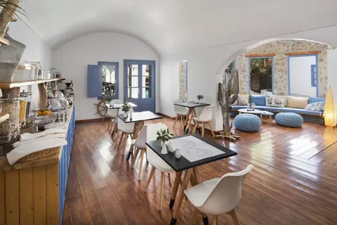 Meltemi Luxury Suites in Δημοτική Ενότητα Θήρας — foto 17
