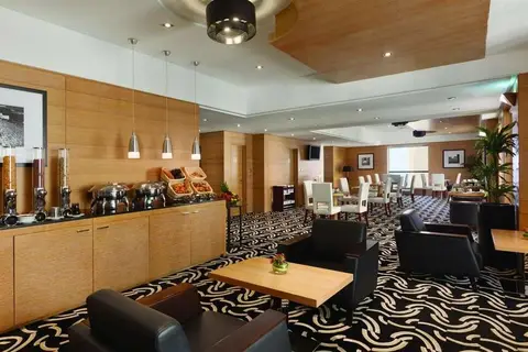 Sheraton The Walk Dubai in Delta Hotels by Marriot Jumeirah Beach — foto 17