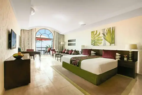 JA Palm Tree Court in Dubai — foto 3