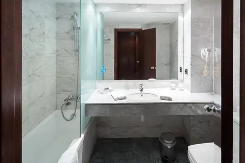 Catalonia Gran Hotel Verdi in Sabadell — foto 7
