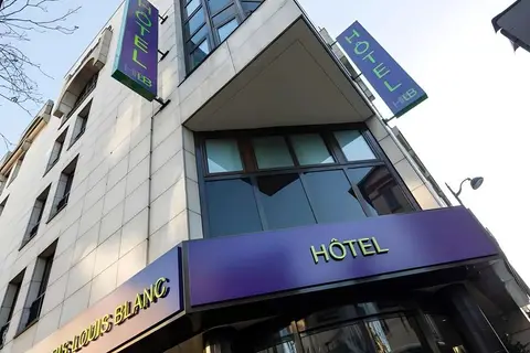 Hotel Paris Louis Blanc Gare du Nord in Parijs — foto 22