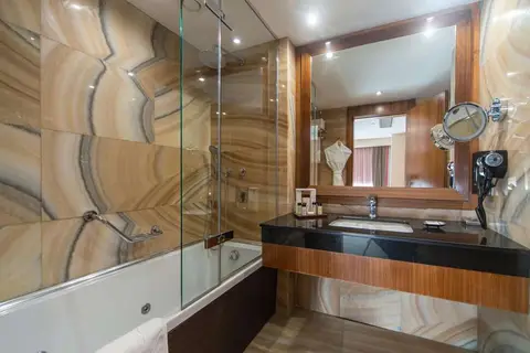Crowne Plaza Harbiye in İstanbul — foto 19