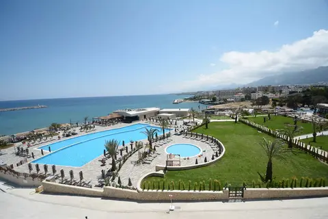 Lord's Palace Hotel in Girne