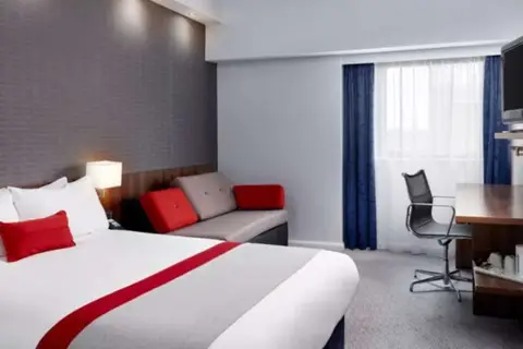 Holiday Inn Express Belfast City - Queen's Quarter in Belfast — foto 16