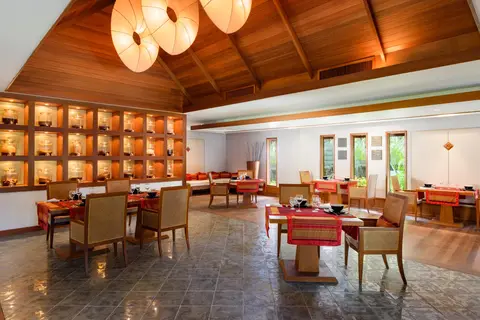 Sheraton Maldives Full Moon Resort & Spa in Furan-Nafushi — foto 18