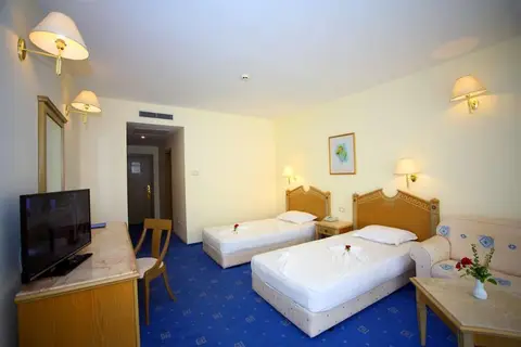 Marina Royal Palace Hotel in Флора — foto 11