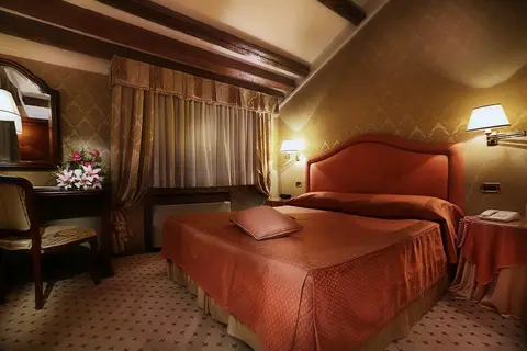 Hotel Colombina in Venetië — foto 6