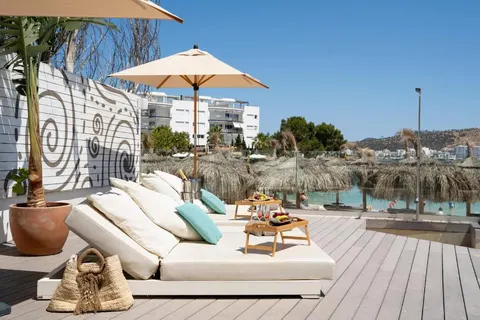 Hotel INNSiDE Ibiza Beach in Sant Josep de sa Talaia — foto 11