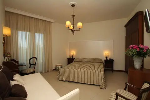 Hotel Alpha Sorrento Coast in Sant'agnello — foto 23