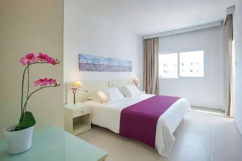 Mayfair Hotel in Paphos — foto 4