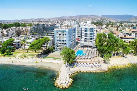 Harmony Bay Hotel in Limassol — foto 3