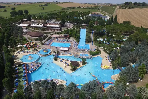 Verde Azzurro Holiday Village in Cingoli