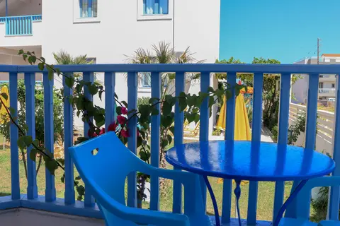 Blue Sky Hotel Apts in Δημοτική Ενότητα Γουβών — foto 17