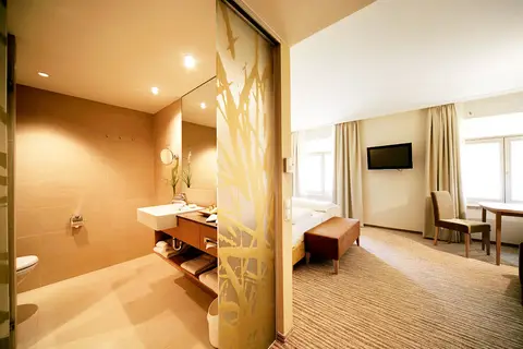 Seehotel am Kaiserstrand in Lochau — foto 23